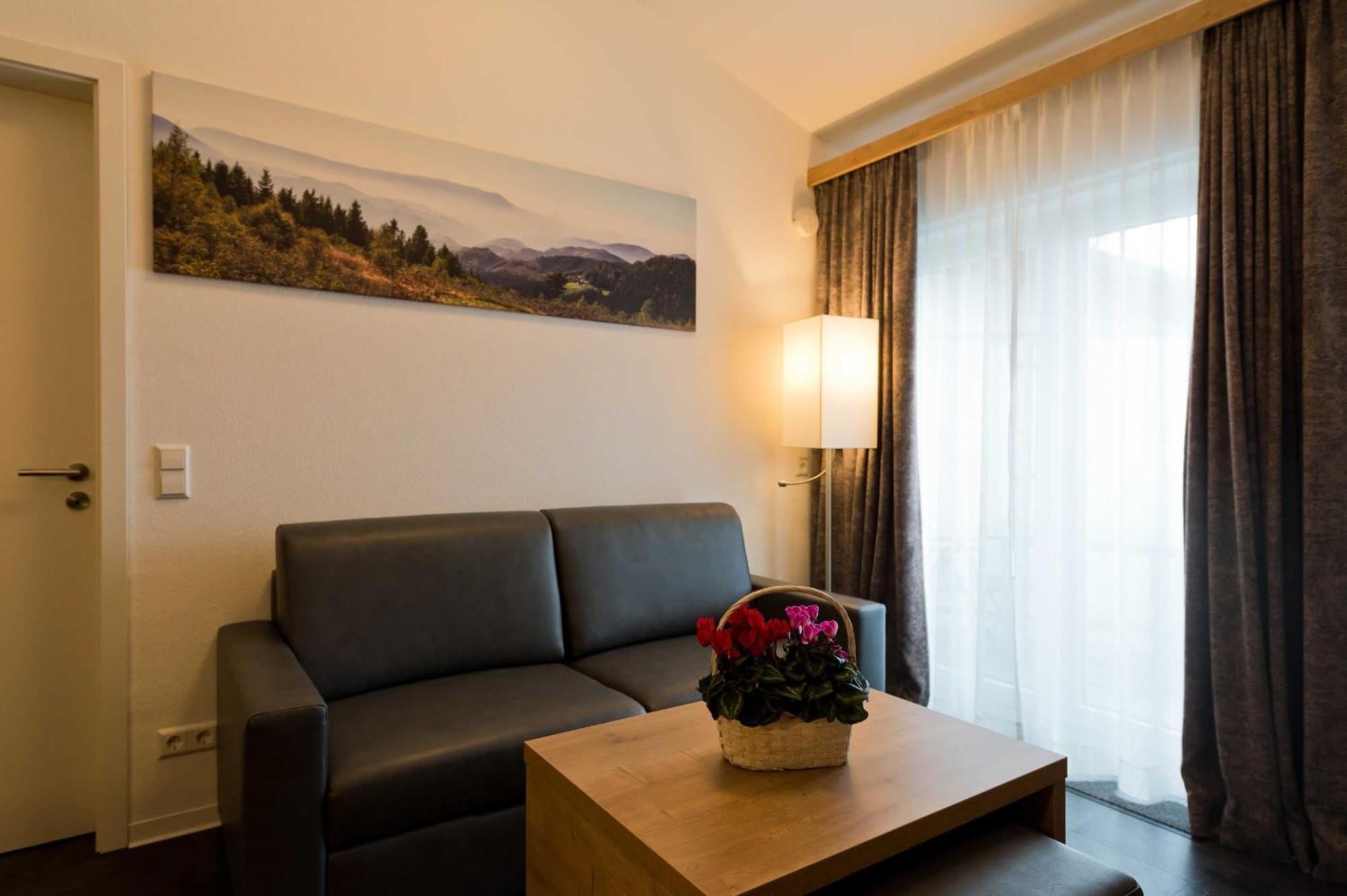 H&P Touristik Residenz Grafenmatt Gra-3-1 Apartment Feldberg  Exterior photo